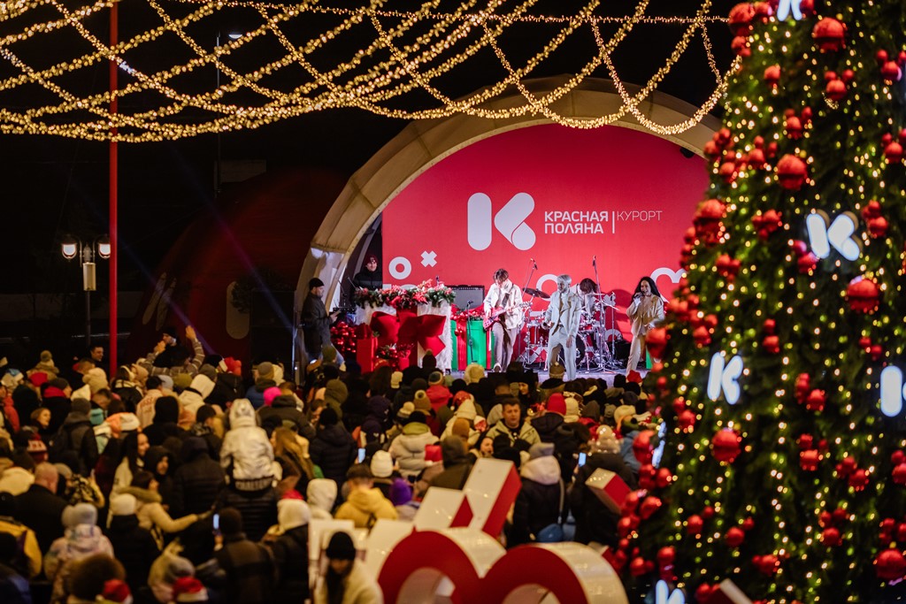 В новогодние каникулы Курорт Красная Поляна принял 75 тысяч человек