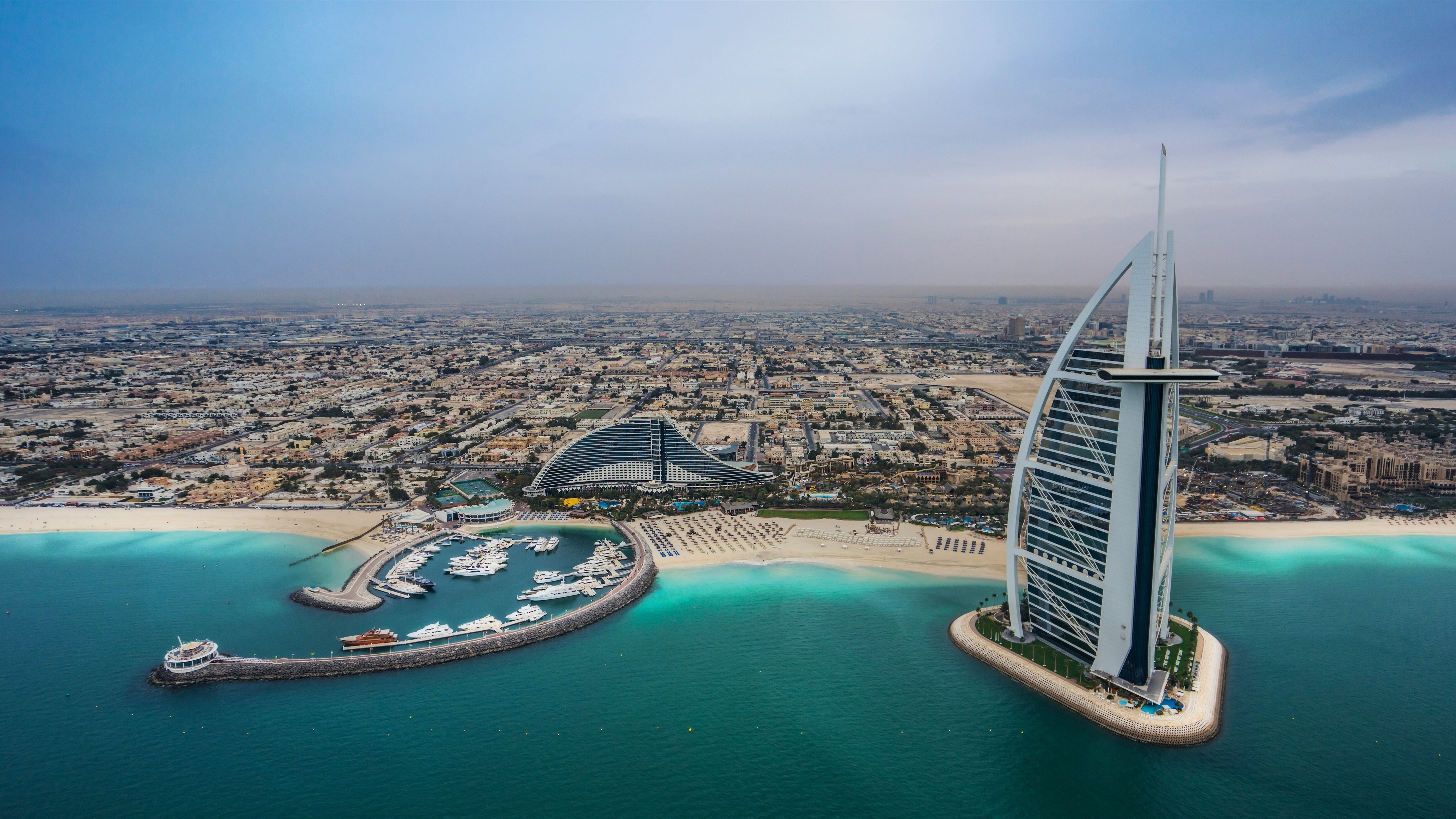Дубай в мае отзывы. Бурдж Аль-араб, Объединенные арабские эмираты. Джумейра Бич арабская башня. Персидский залив Абу Даби. Бурдж Аль Дубай.