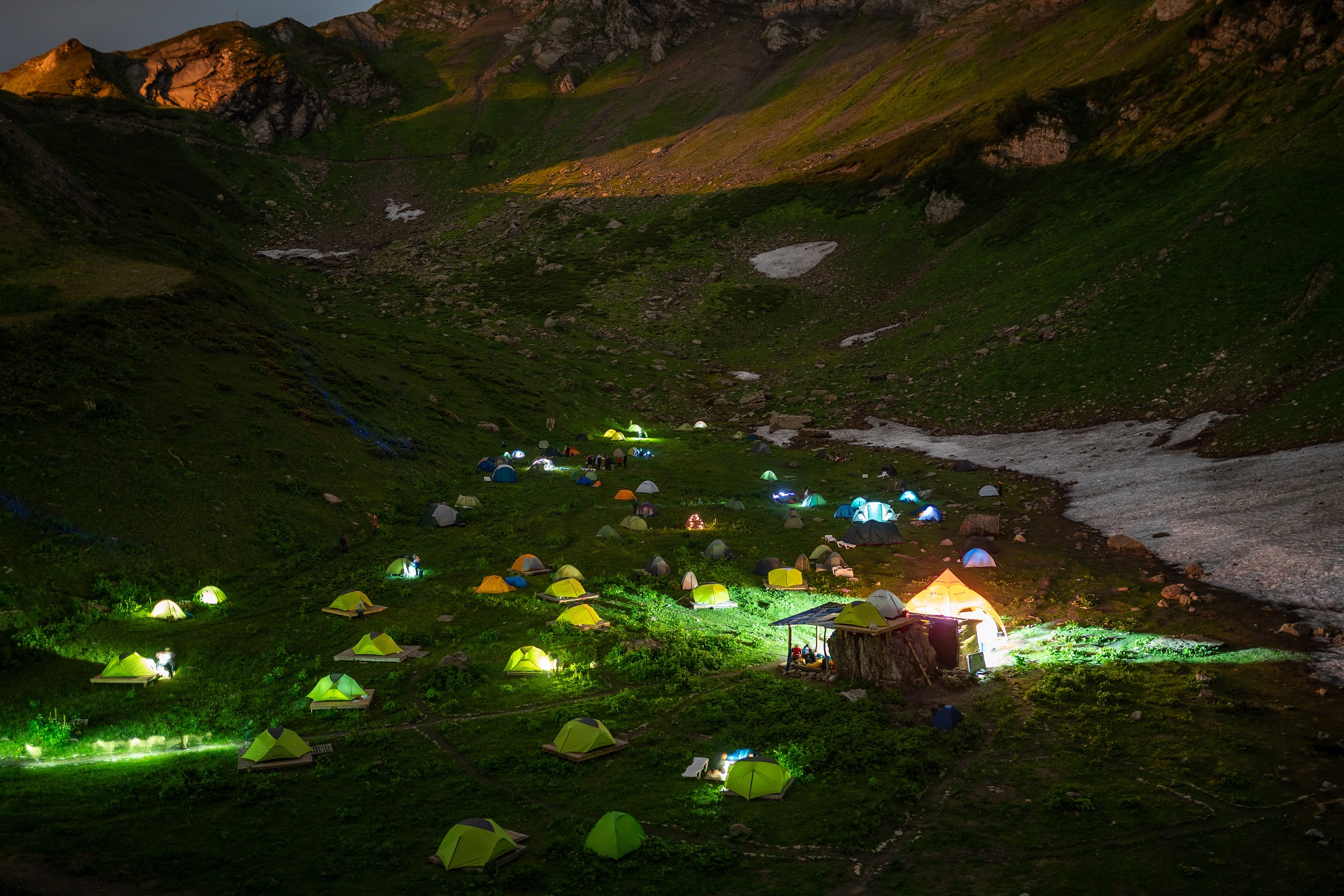 Палаточный лагерь Camp 2050 откроется на Курорте Красная Поляна 24 июля —  Travel Russian News
